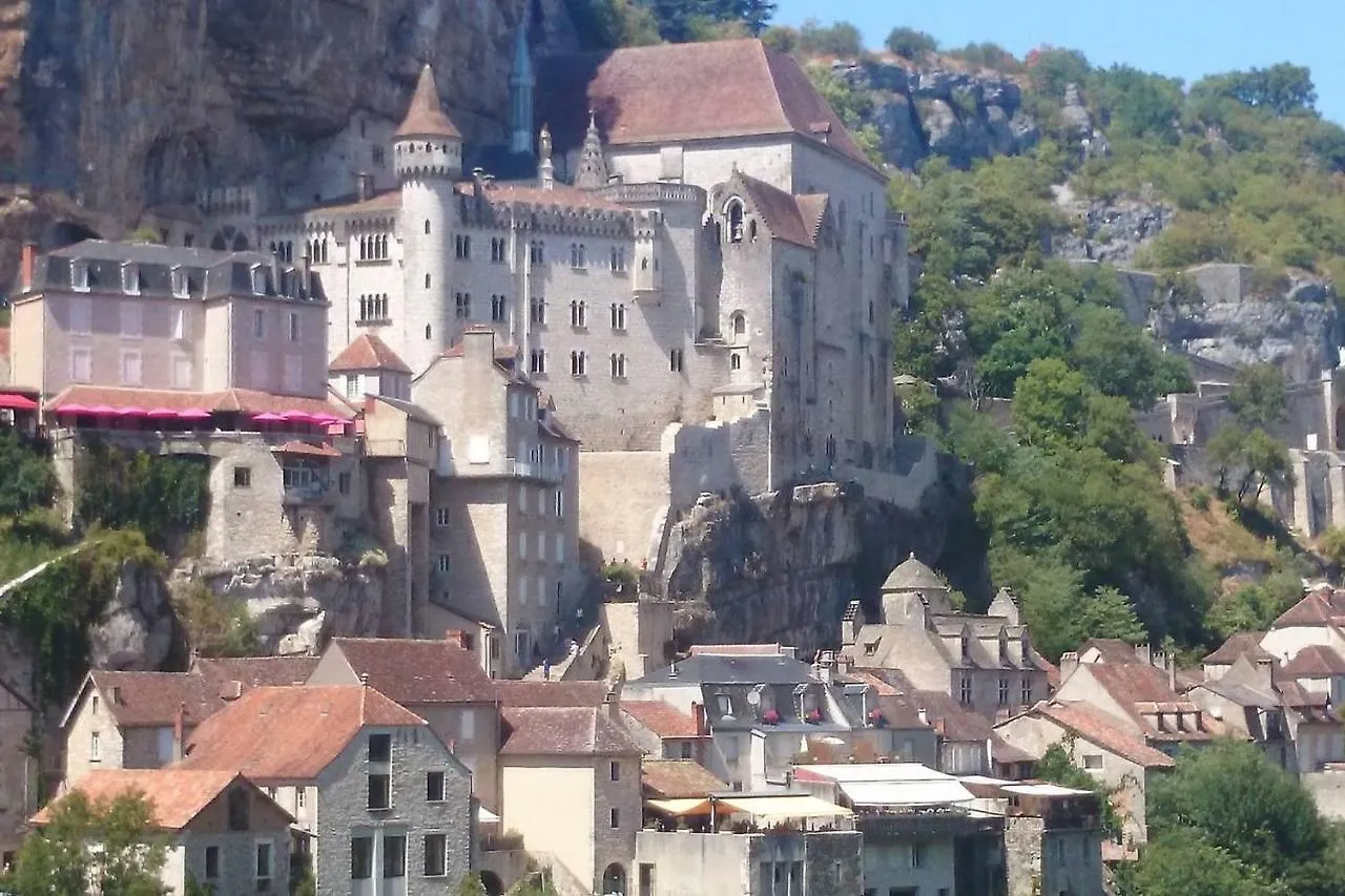 Charmante Maison Entre Lot & Dordogne Avec Piscine Privee Payrac